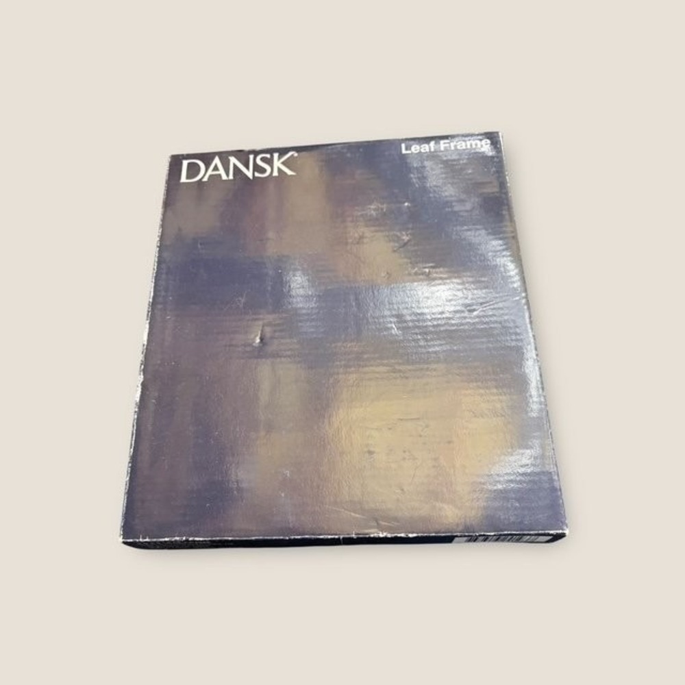 DANSK Leaf Frame 3.5x5 Picture Frame Metal Brushed Silver Easel Taiwan